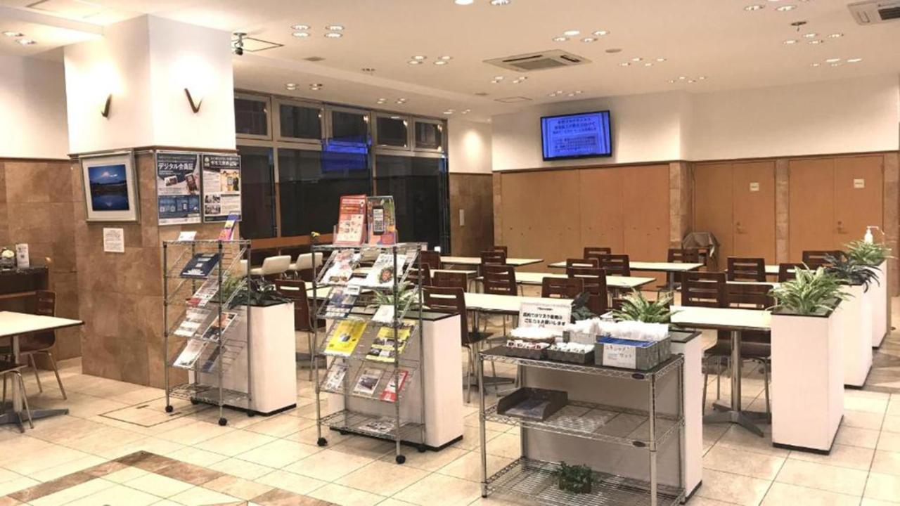 Toyoko Inn Hiroshima Heiwa-Odori Bagian luar foto