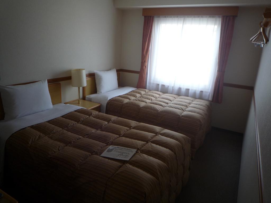 Toyoko Inn Hiroshima Heiwa-Odori Bagian luar foto
